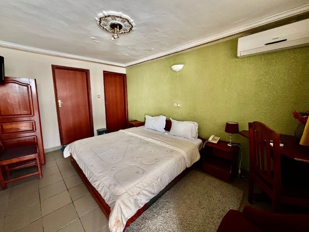 Chambre Tramway Hôtel - vue 10