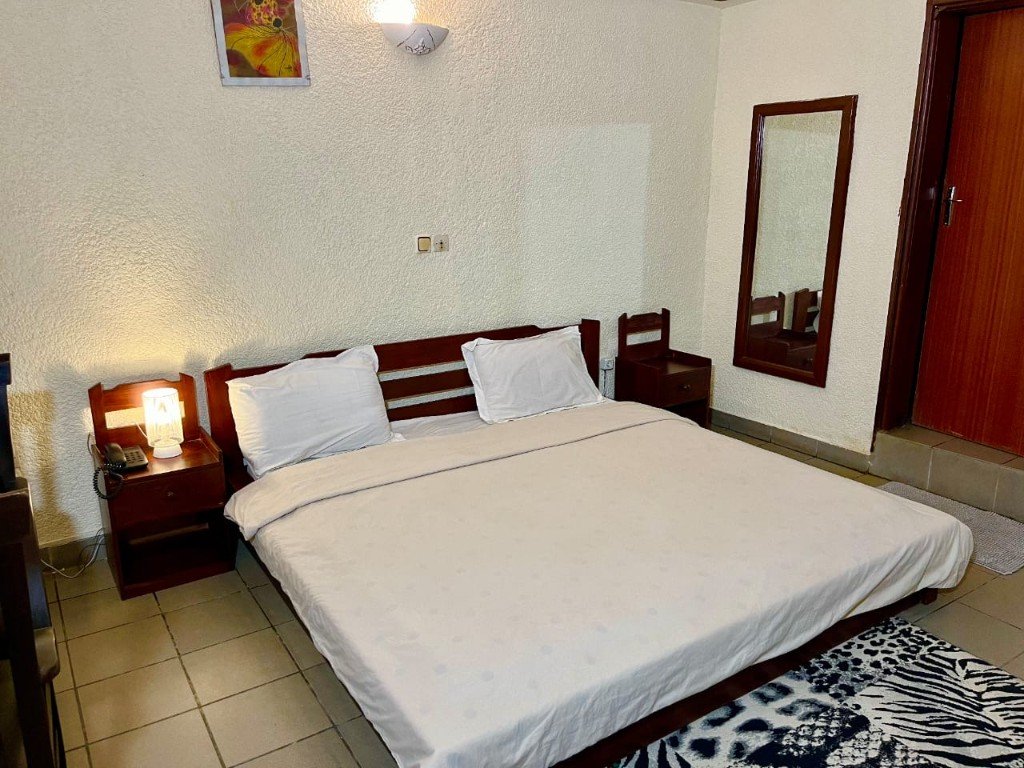 Chambre Tramway Hôtel - vue 11