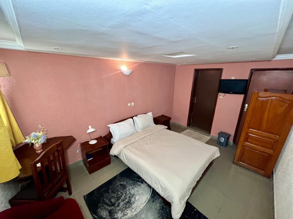 Chambre Tramway Hôtel - vue 2