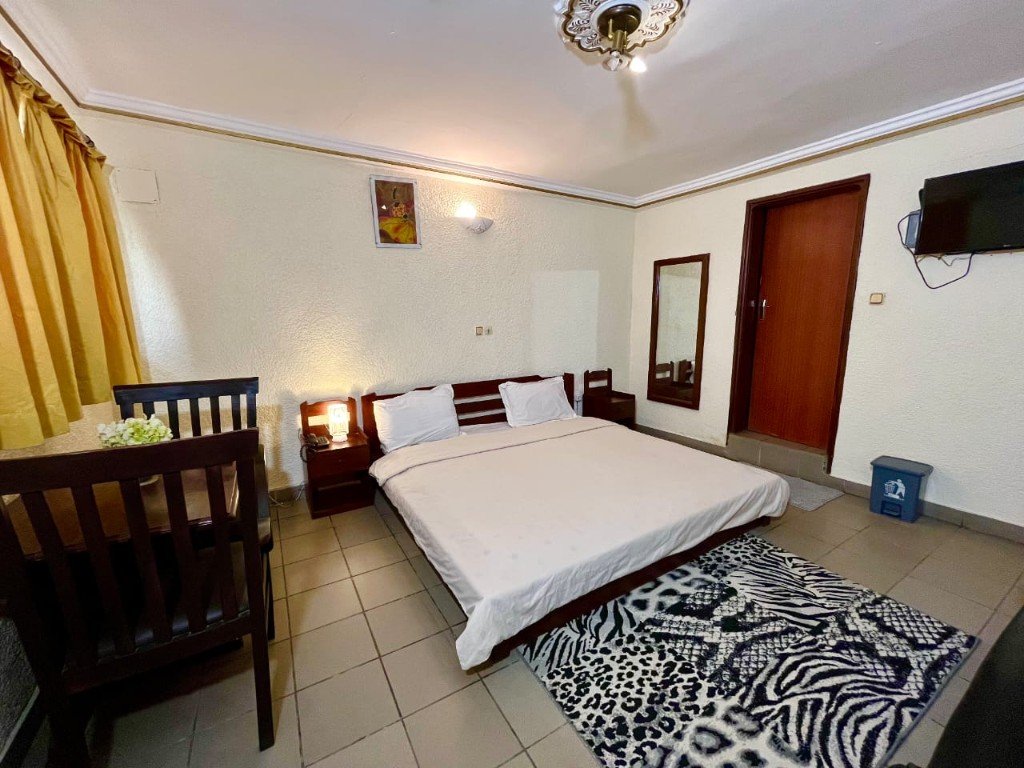 Chambre Tramway Hôtel - vue 5