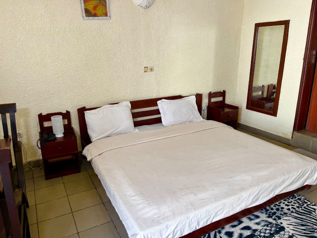 Chambre Tramway Hôtel - vue 7